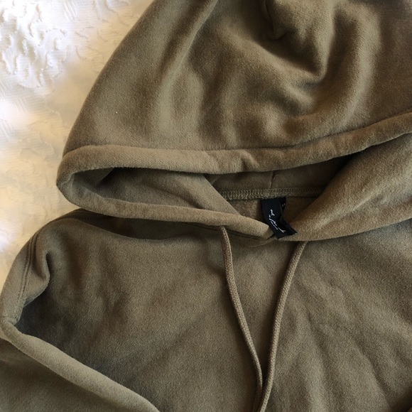 Urban Outfitters Cropped Sweatshirt - S - Picture 2 of 2